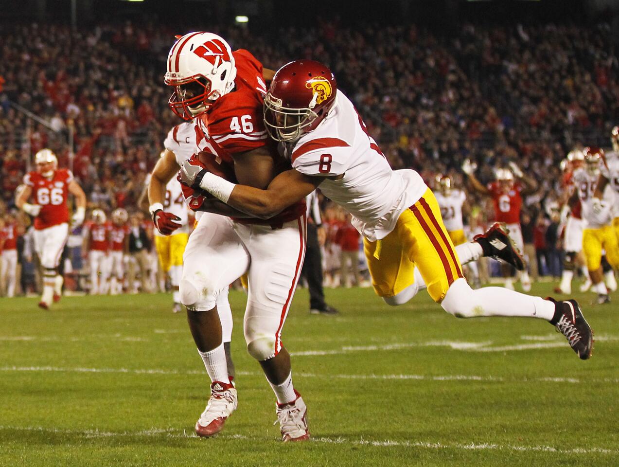 Will Wisconsin Humiliate USC? The Badgers Are Ready to Bring the Trojans’ Offense to Its Knees