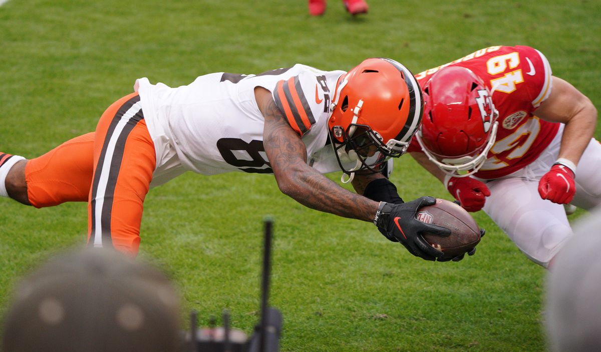 The Kingdom vs. Dawg Pound: Will the Chiefs Continue Their Winning Ways Against Browns?