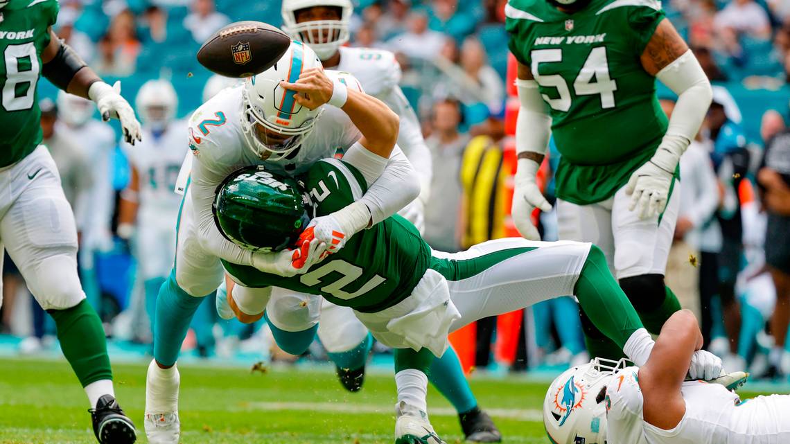 Tidal Wave or Jet Stream? Dolphins vs. Jets: A Nexus of Hope and Heartbreak on the Gridiron