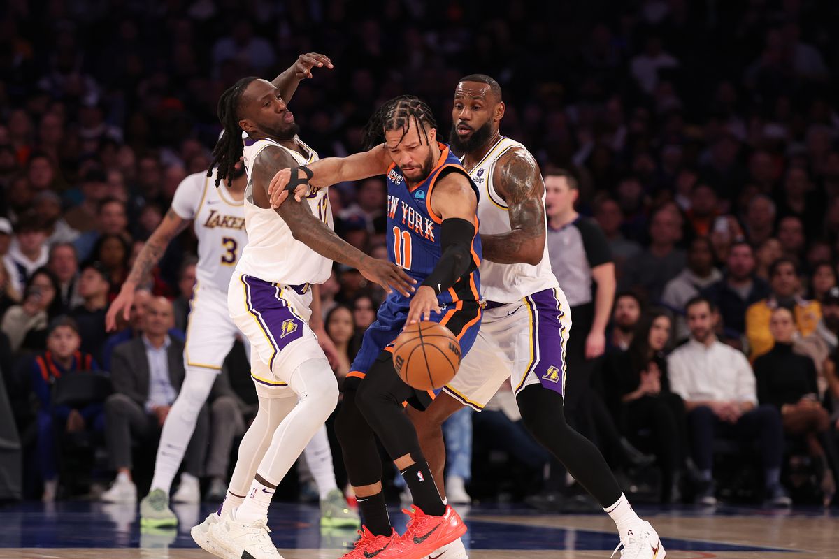 From Showtime to Crunch Time: Knicks Look to Dim the Lakers’ Glow